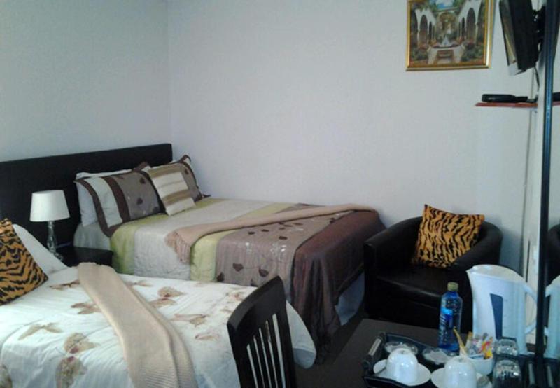 Moshitametsi Guesthouse Kempton Park Exterior foto