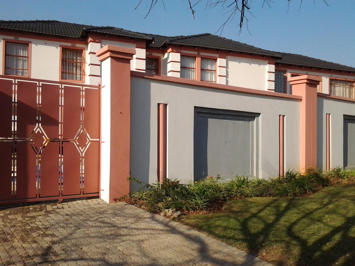 Moshitametsi Guesthouse Kempton Park Exterior foto