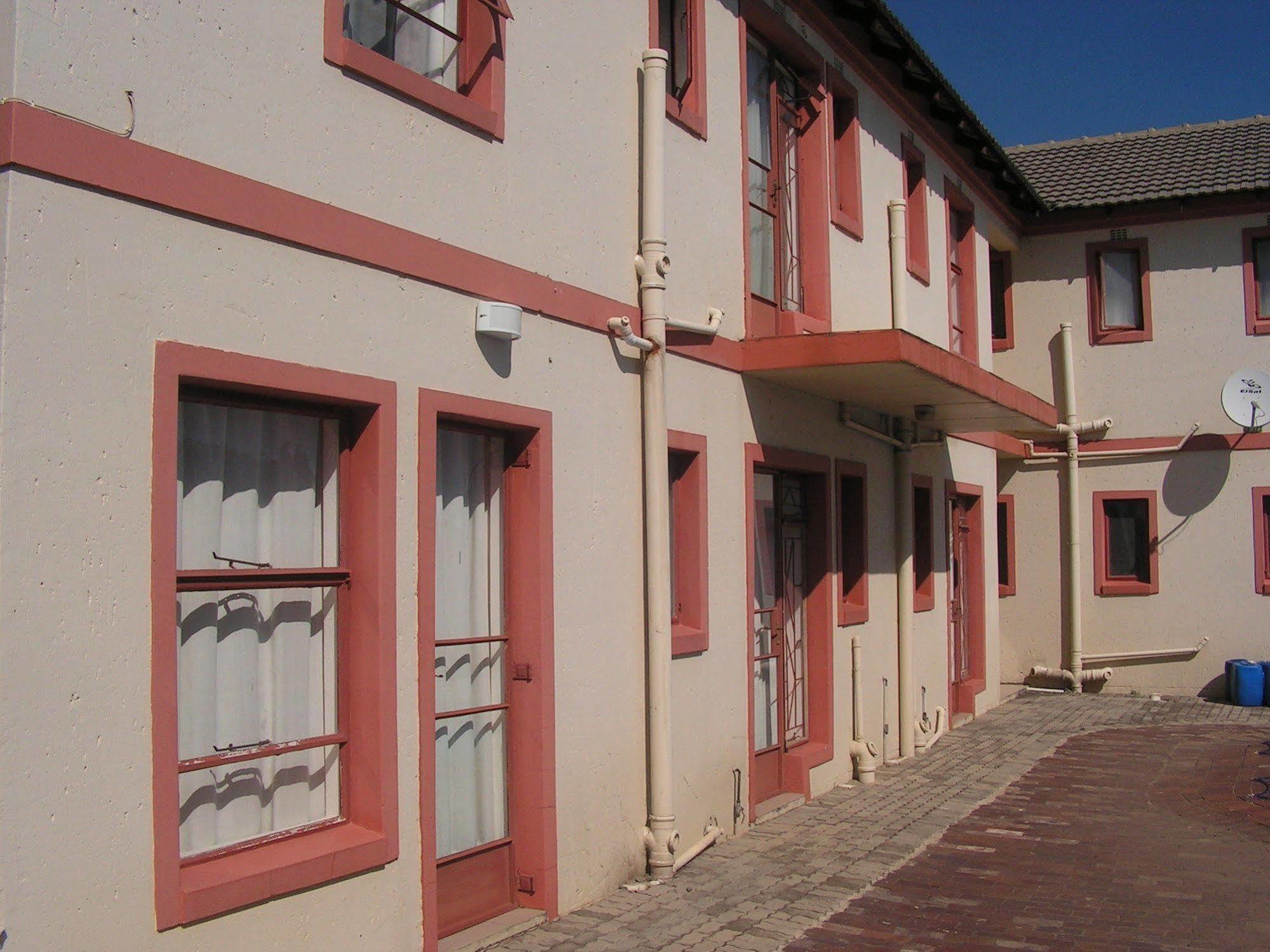 Moshitametsi Guesthouse Kempton Park Exterior foto